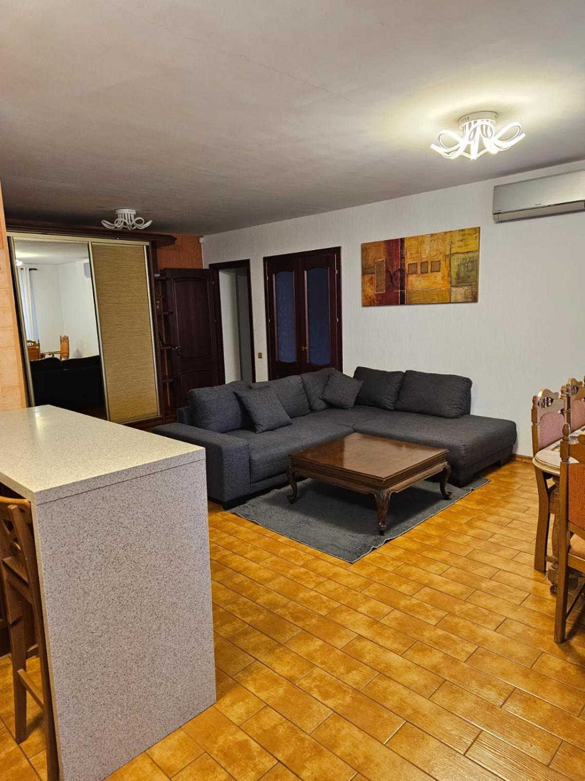Bulevardul Constantin Negruzzi 2/6 Chişinău Extérieur photo